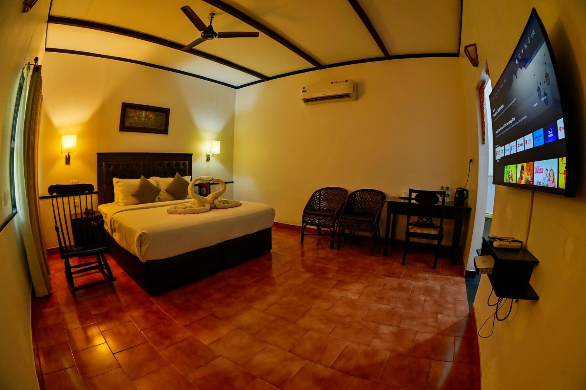 Paradise Heritage Resort Kumarakom Buitenkant foto