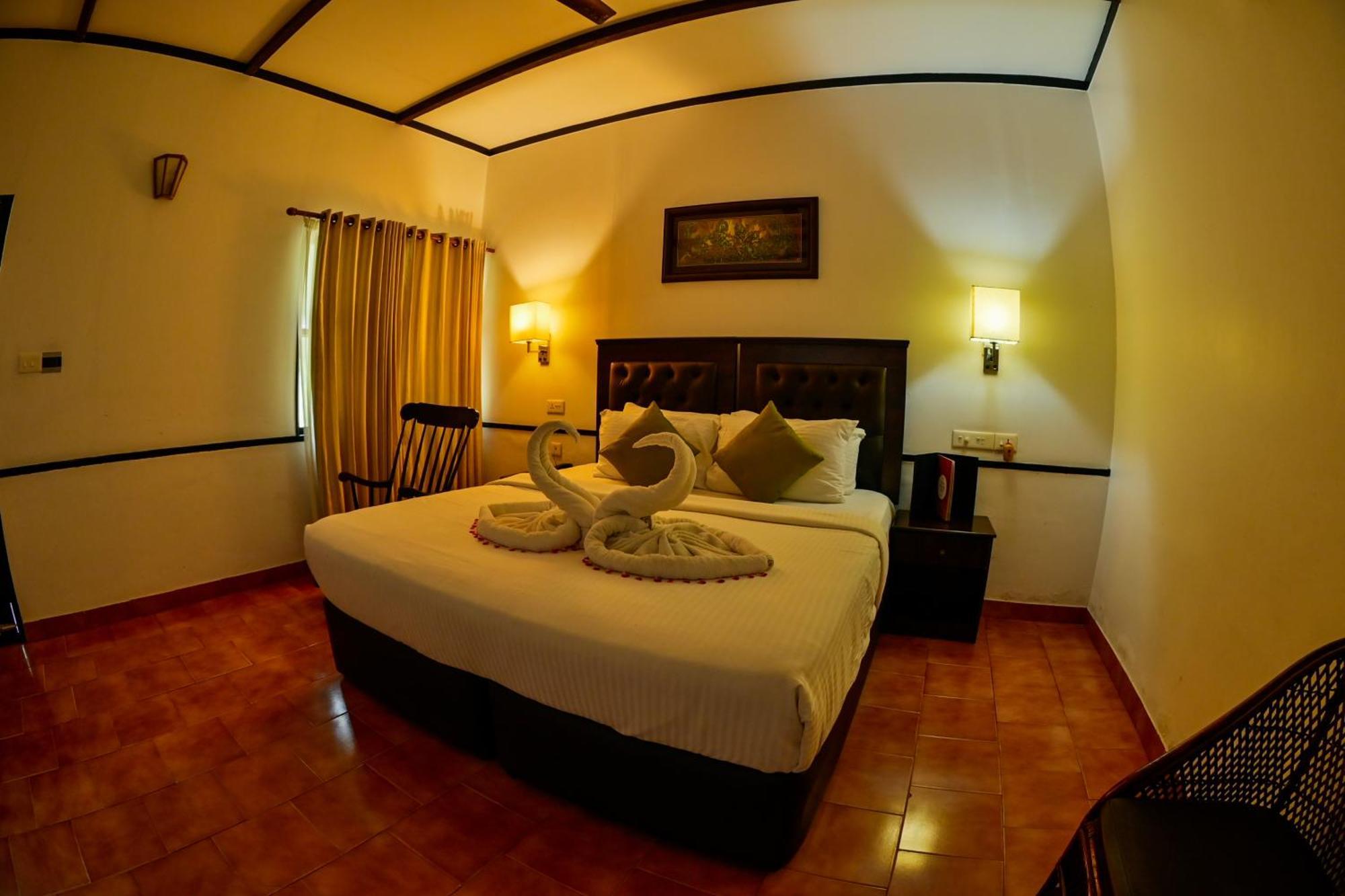 Paradise Heritage Resort Kumarakom Buitenkant foto